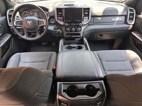 Used 2022 RAM 1500 Big Horn AWD/4WD image 16