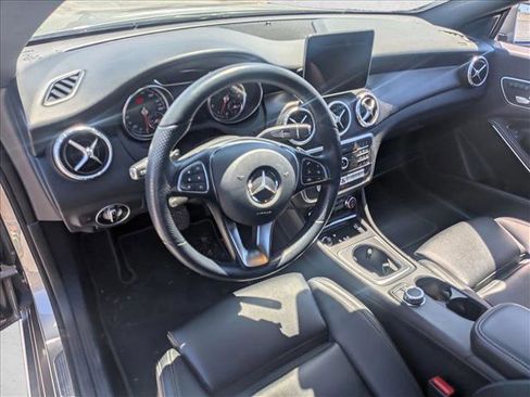 Certified 2019 Mercedes-Benz CLA 250 image 9