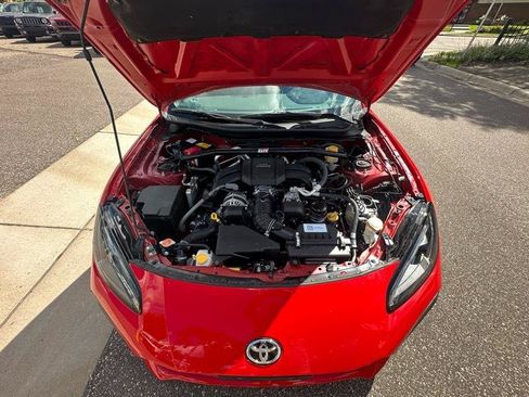 Used 2025 Toyota GR86 Premium w/ GR Wheel Package (TMS RWD image 11