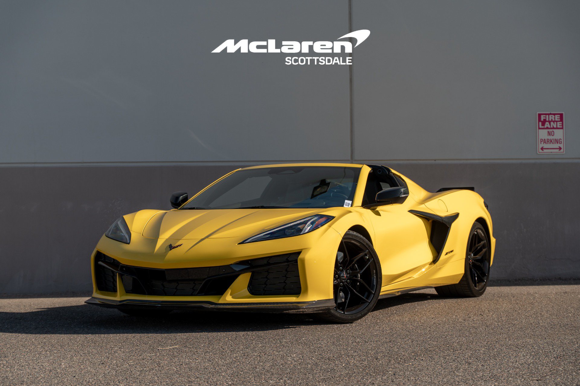 Used 2025 Chevrolet Corvette Z06 RWD image 2