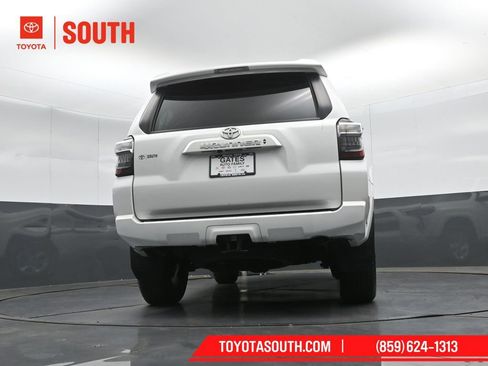 Used 2023 Toyota 4Runner SR5 Premium w/ Moonroof Package AWD/4WD image 37