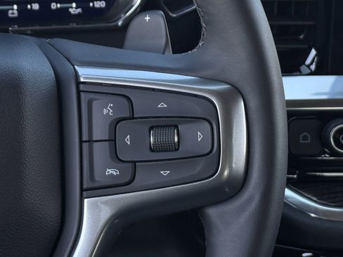 Used 2025 Chevrolet Silverado 1500 LT Trail Boss w/ LT Trail Boss Premium Package AWD/4WD image 16