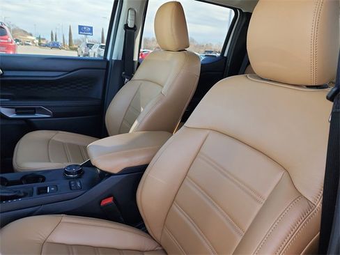 Used 2024 Ford Ranger XLT w/ FX4 Off-Road Package image 12