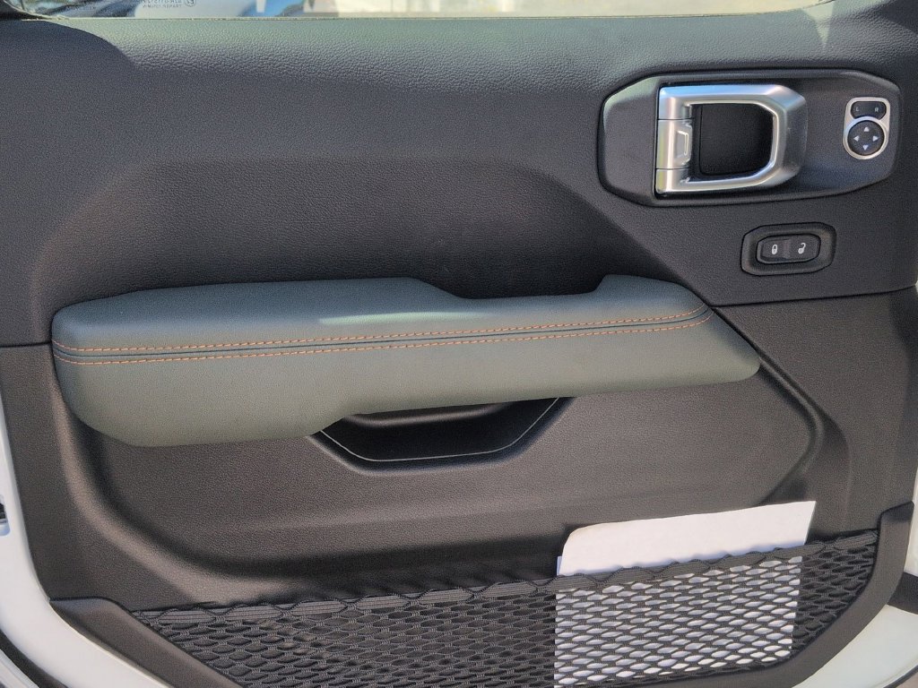 New 2026 Jeep Gladiator Mojave AWD/4WD image 11