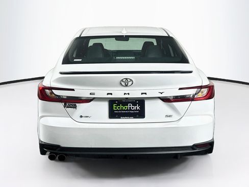 Used 2025 Toyota Camry SE w/ Multimedia Upgrade Package FWD image 7