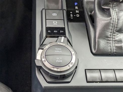 Used 2024 Toyota Tacoma SR5 image 17