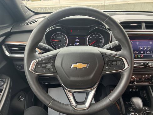 Used 2022 Chevrolet TrailBlazer ACTIV w/ Sun and Liftgate Package FWD image 23