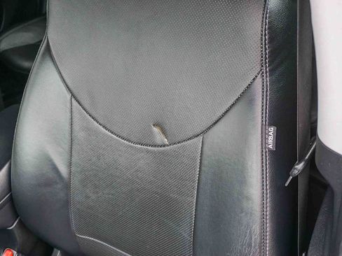 Used 2014 Hyundai Elantra Limited FWD image 21