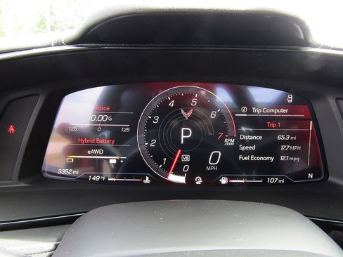 Used 2025 Chevrolet Corvette E-Ray w/ Stealth Interior Trim Package AWD/4WD image 19
