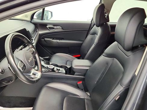 Used 2023 Kia Sportage EX AWD/4WD image 17