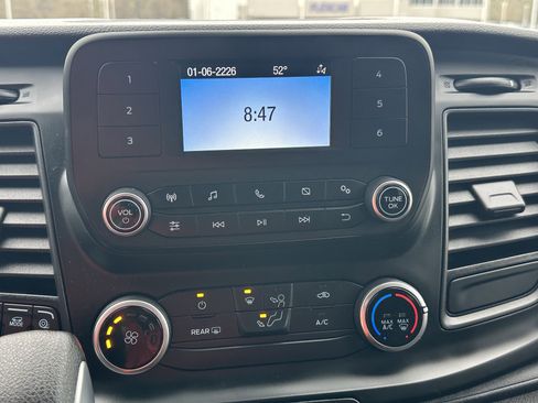 Used 2023 Ford Transit 350 XL image 27