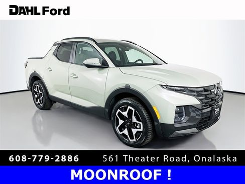 Used 2022 Hyundai Santa Cruz Limited image 1