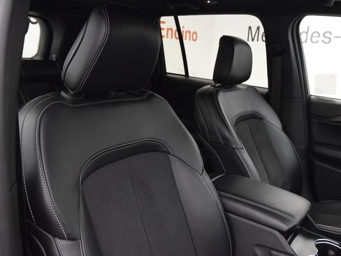 Used 2024 Jeep Grand Cherokee Altitude RWD image 15