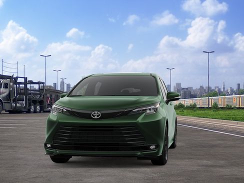 New 2026 Toyota Sienna XLE Woodland Edition AWD/4WD image 18