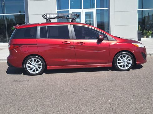 Used 2015 MAZDA MAZDA5 Grand Touring FWD image 4