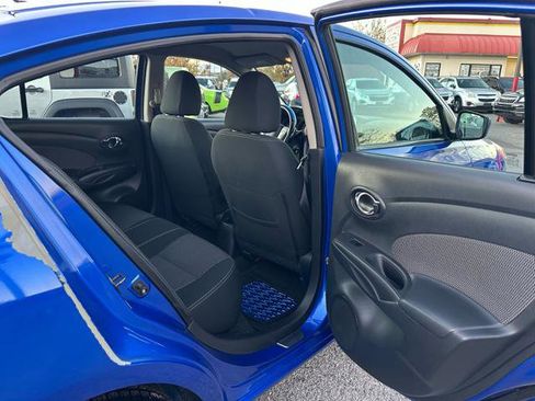 Used 2016 Nissan Versa SV image 15