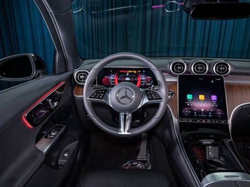 Certified 2026 Mercedes-Benz GLC 300 image 17