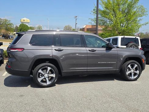 New 2026 Jeep Grand Cherokee L Limited AWD/4WD image 2