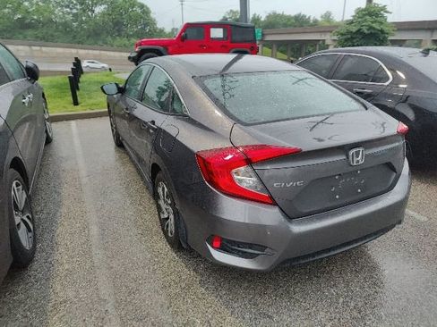 Used 2016 Honda Civic EX image 11