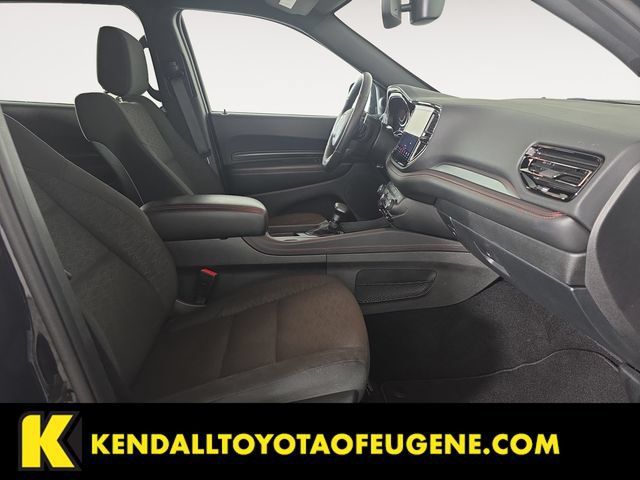 Used 2025 Dodge Durango GT AWD/4WD image 10