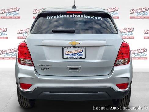 Used 2020 Chevrolet Trax LS w/ Tint and Cruise Package image 5