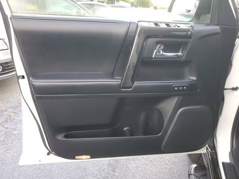 Used 2020 Toyota 4Runner SR5 image 20