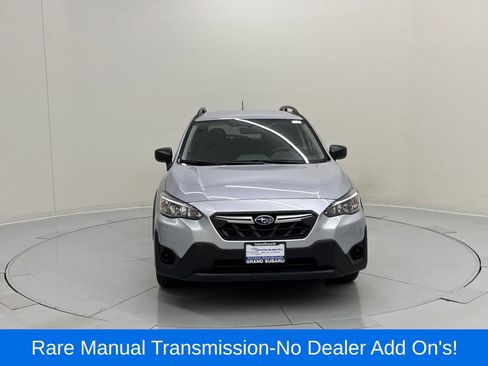 Certified 2023 Subaru Crosstrek 2.0i image 8