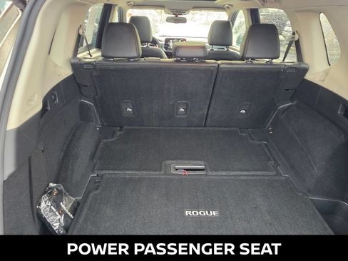 Certified 2021 Nissan Rogue Platinum AWD/4WD image 12