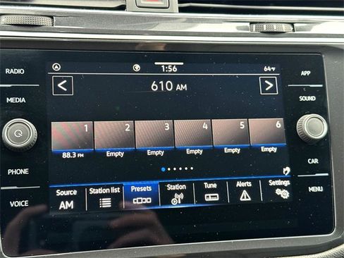 Certified 2024 Volkswagen Tiguan SE image 24