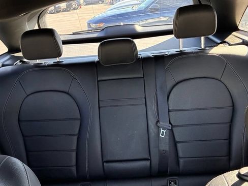 Used 2019 Mercedes-Benz GLC 300 4MATIC image 23