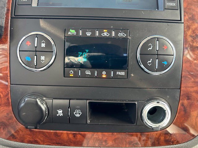 Used 2008 Chevrolet Silverado 1500 LTZ w/ Sun And Navigation Package RWD image 28