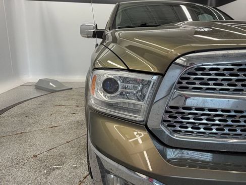 Used 2013 RAM 1500 Laramie w/ Convenience Group AWD/4WD image 10