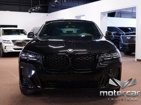 Used 2023 BMW X4 xDrive30i w/ M Sport Package AWD/4WD image 2