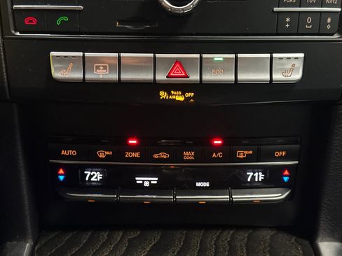 Used 2016 Mercedes-Benz E 350 Sedan image 37