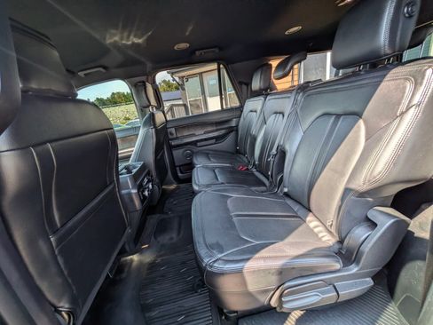 Used 2020 Ford Expedition Max Limited AWD/4WD image 34