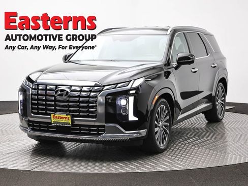 Used 2023 Hyundai Palisade Calligraphy w/ Cargo Package AWD/4WD image 1