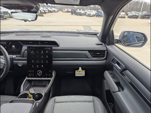 New 2026 GMC Terrain AT4 w/ Technology Package II image 4