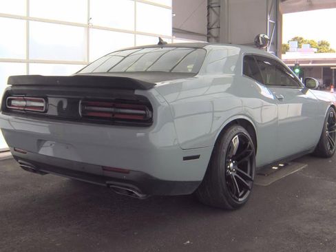 Used 2022 Dodge Challenger R/T w/ Plus Package image 11