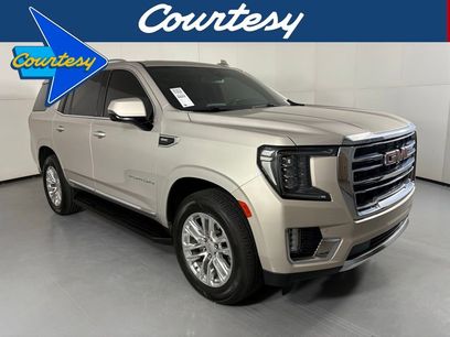 Used 2022 GMC Yukon SLT w/ SLT Premium Package