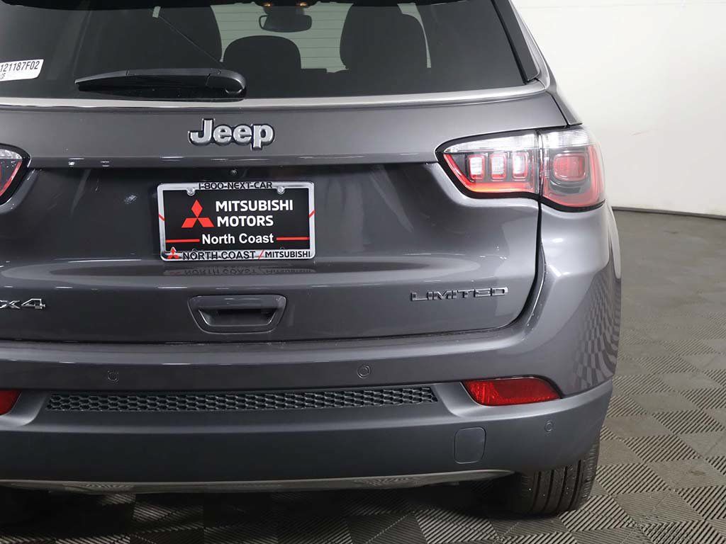 Used 2024 Jeep Compass Limited AWD/4WD image 15