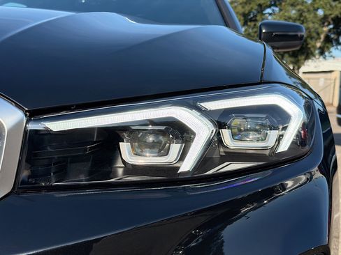 New 2026 BMW 330i xDrive Sedan w/ Parking Assistance Package image 9