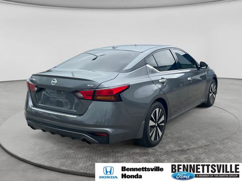 Used 2019 Nissan Altima 2.5 SV FWD image 5