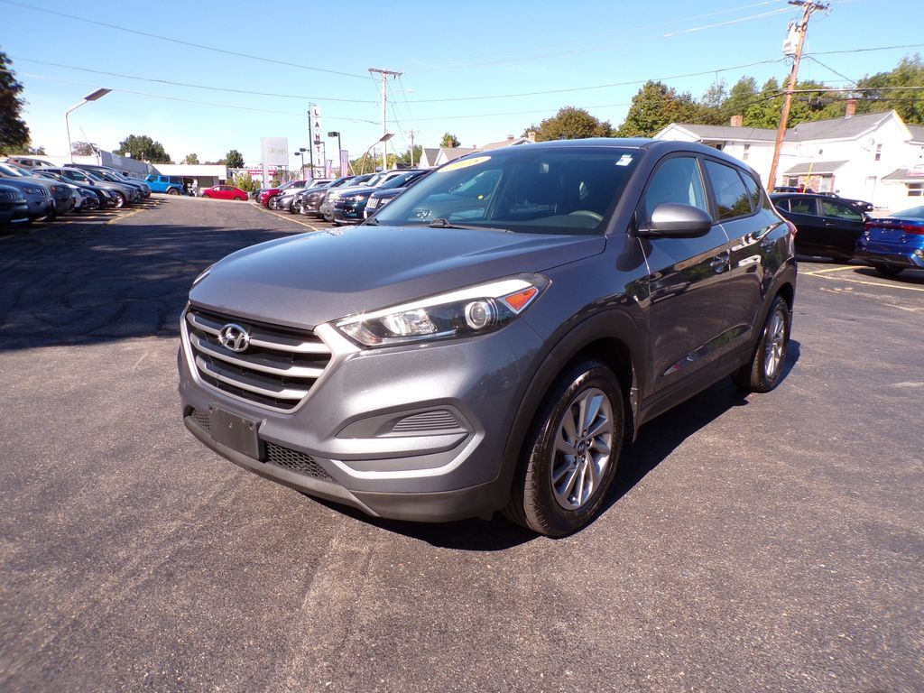 Used 2018 Hyundai Tucson SE AWD/4WD image 1