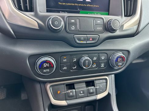 Certified 2024 GMC Terrain Denali AWD/4WD image 27
