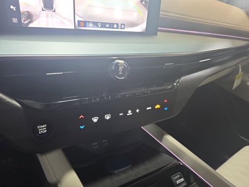 New 2026 Nissan Murano Platinum w/ Technology Package AWD/4WD image 24