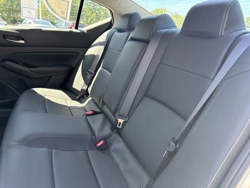 New 2025 Nissan Altima 2.5 SL image 16