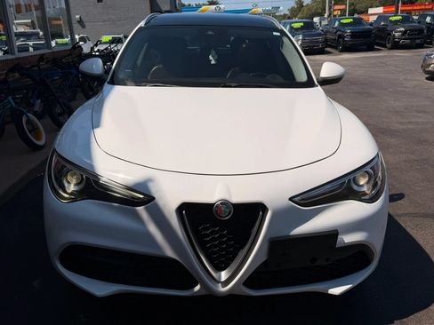 Used 2019 Alfa Romeo Stelvio Ti Lusso w/ Quick Order Package 22X Lusso AWD/4WD image 5