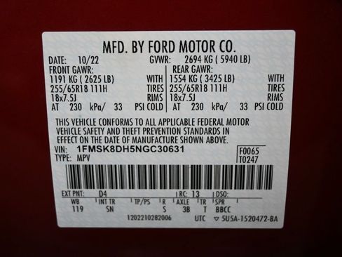 Used 2022 Ford Explorer XLT w/ Equipment Group 202A AWD/4WD image 16