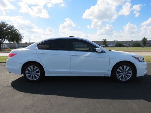Used 2012 Honda Accord EX-L image 4