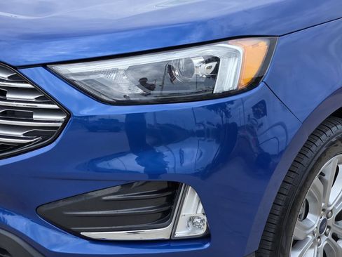 Used 2022 Ford Edge Titanium AWD/4WD image 6